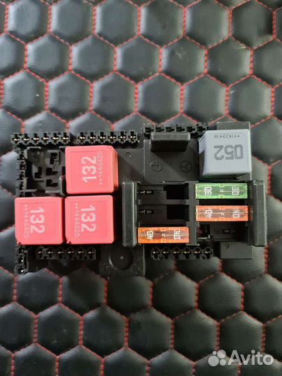 Блок реле Mercedes W205