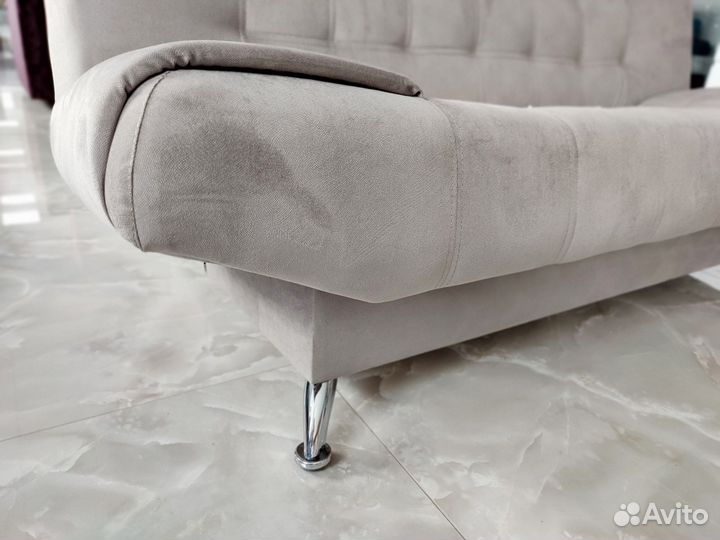 Диван на металлокаркасе Кантри