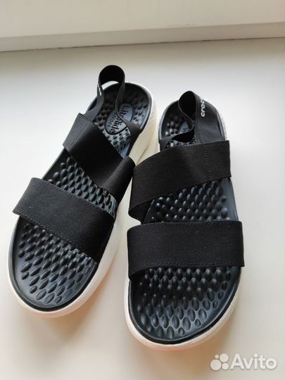 Сандалии женские crocs