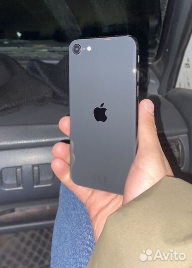 iPhone SE (2020), 64 ГБ