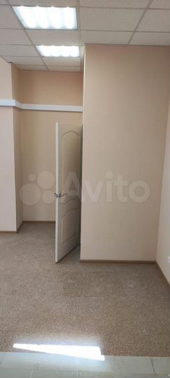 Торговая площадь, 34 м²