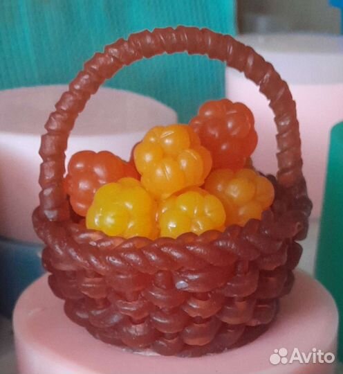 Мало ручной работы