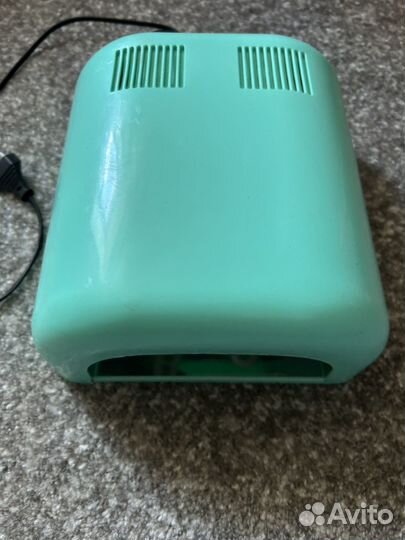 Лампа для ногтей