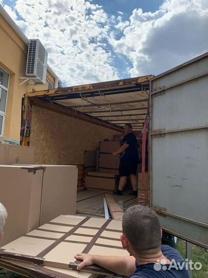 Грузчики. Погрузка и разгрузка. Бригада