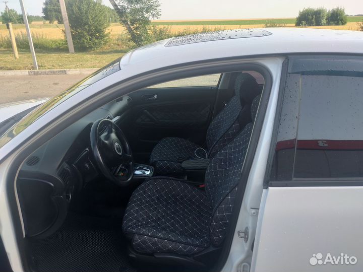 Volkswagen Passat 2.3 AT, 1999, 265 000 км