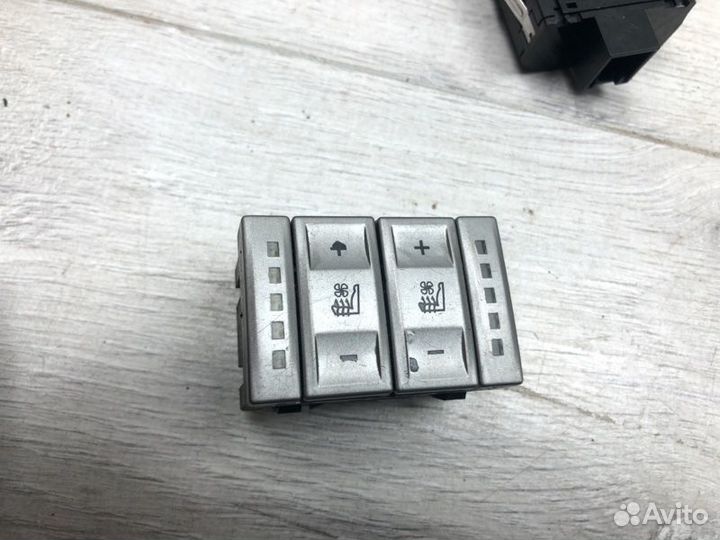 Кнопка обогрева сидений Ford Galaxy минивэн qxwa