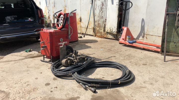 Стенорезная машина Hilti 32