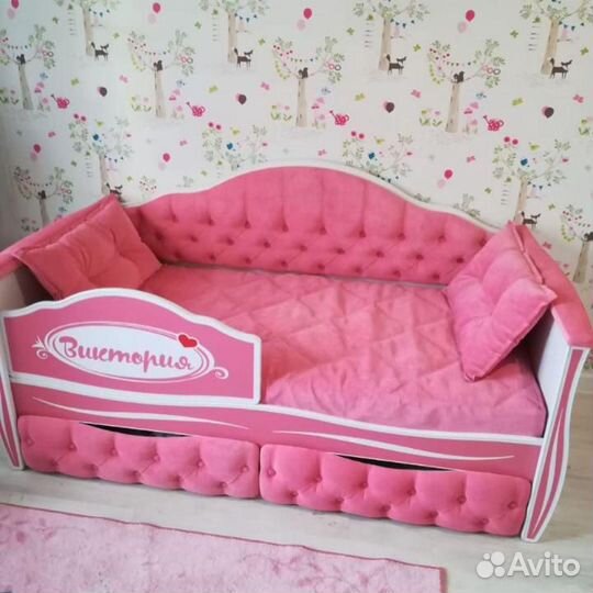 Красивая кроватка