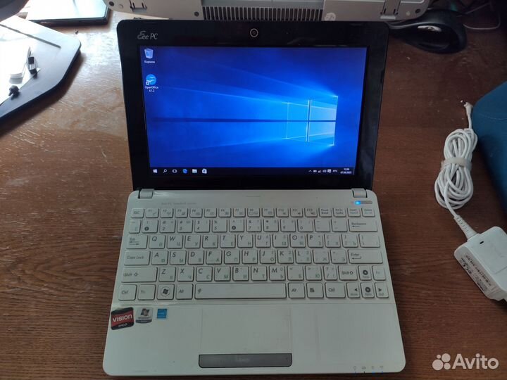 Asus Eee PC 1015bx AMD C-50, 2gb ddr3, 320gb HDD