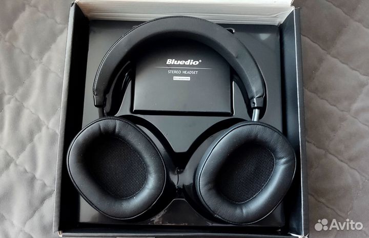 Крутые беспроводные наушники Bluedio T7+