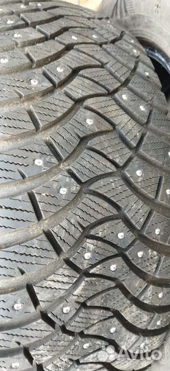 R16 Dunlop Grandtrek Ice03 215/65, PCD 5x114.3 DIA 66.1