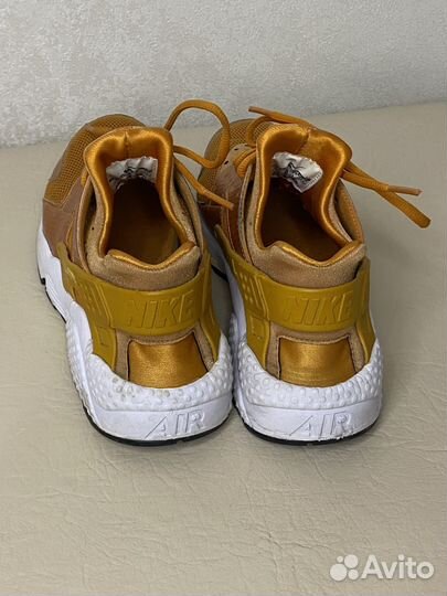 Кроссовки nike air huarache р-р 37