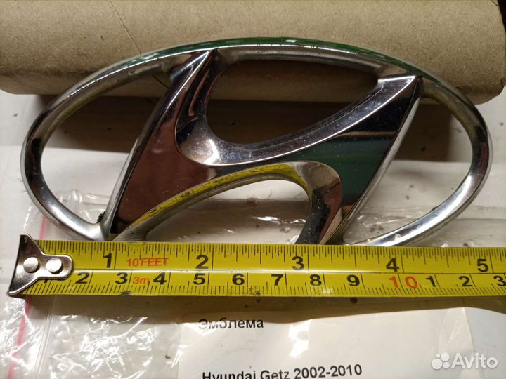 Эмблема на решетку радиатора Hyundai Kia