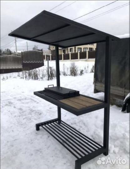 Мангал с крышей