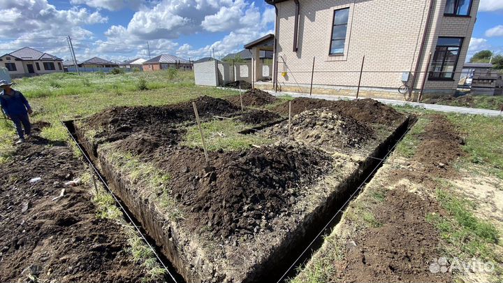 Бригада строим дома