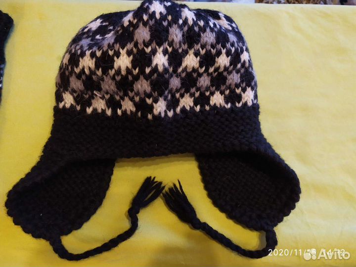 Шапки варежки шерсть ручная работа