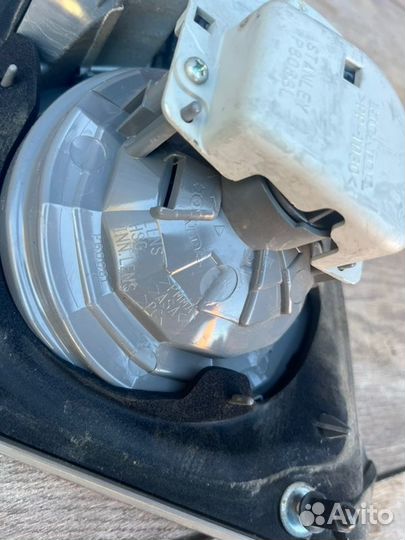 Фонарь багажника задний левый Honda Civic 4D 1.3