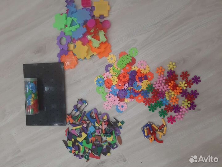 Развивающие игрушки