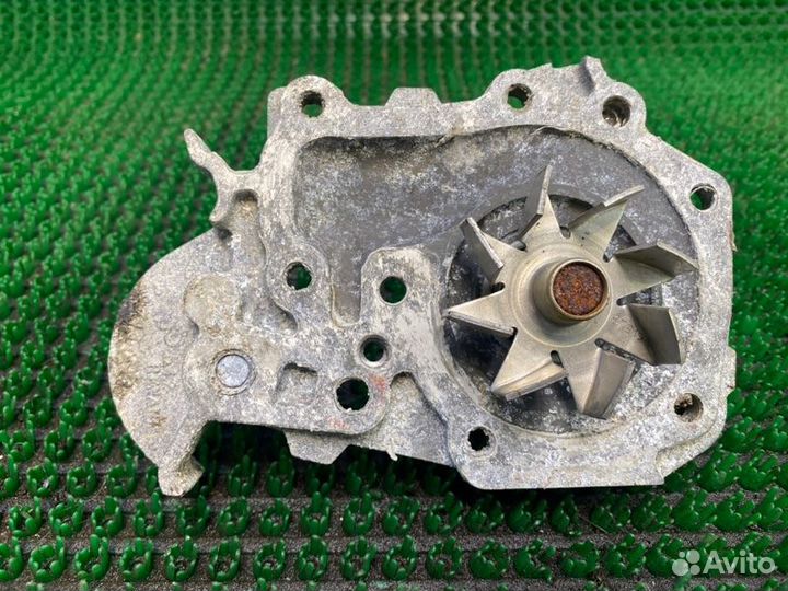 Водяной насос Renault Logan 1 K7J 2006