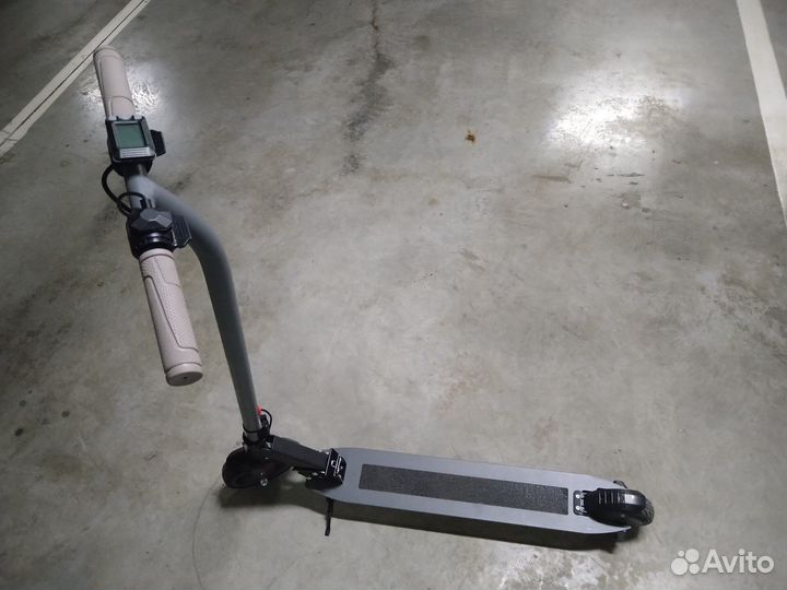 Электросамокат hiper Slim VX561 новые