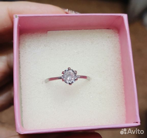 Серебряное кольцо женское