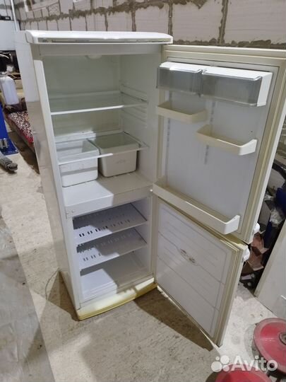 Холодильник