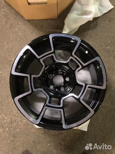 Диски Rolls-Royce Black Badge