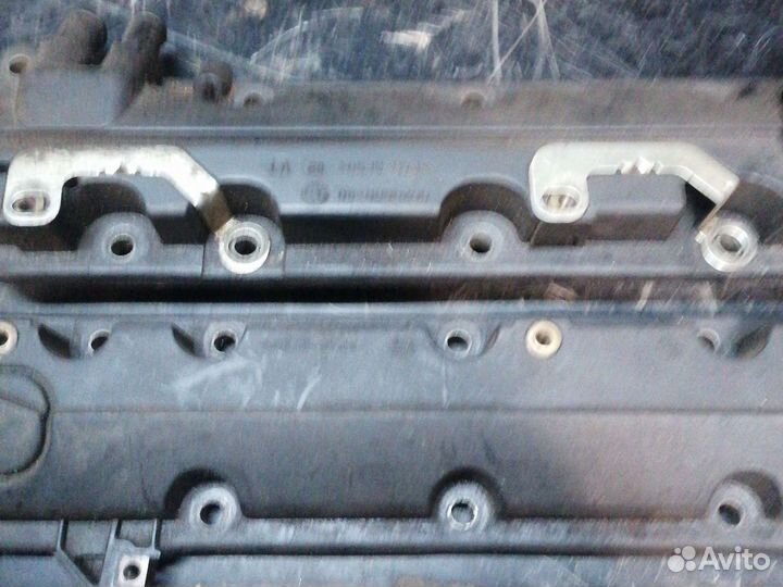 Клапанная крышка пежо 406 2.0