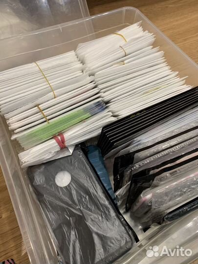 Чехлы на iPhone от 4 до xs