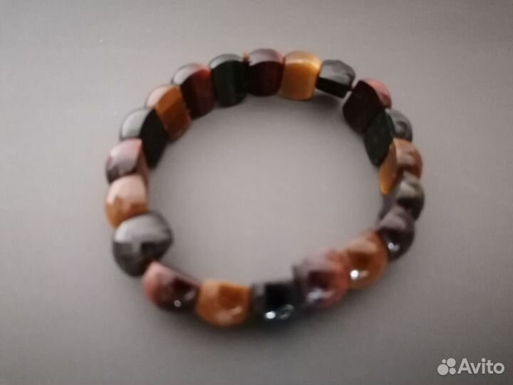 Браслет из тигрового, бычьего и соколиного глаза