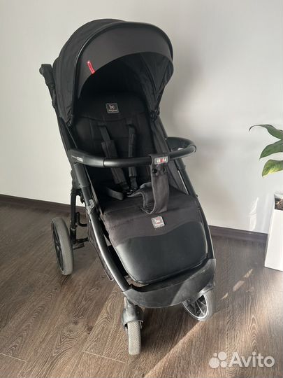 Коляска прогулочная Venga