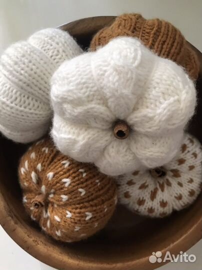 Тыква вязанная декор