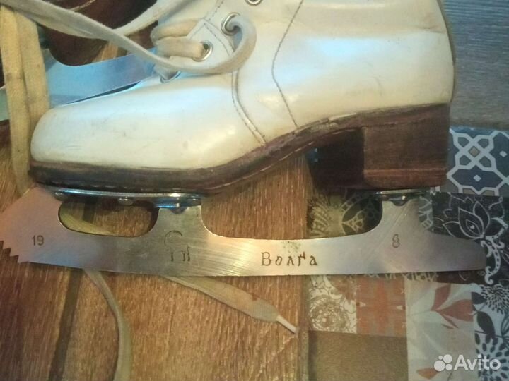 Коньки фигурные детские