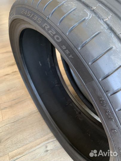 Pirelli P Zero 245/35 R20 95