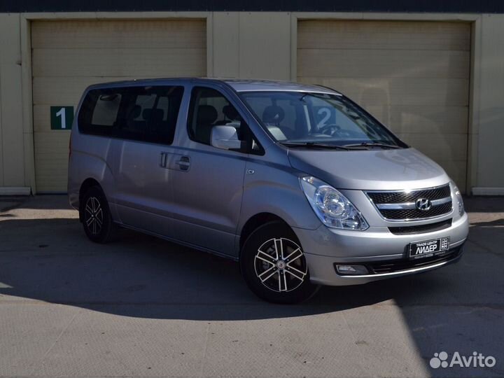 Hyundai Grand Starex 2.5 AT, 2012, 68 686 км