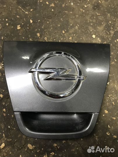 Ручка багажника Opel Astra J