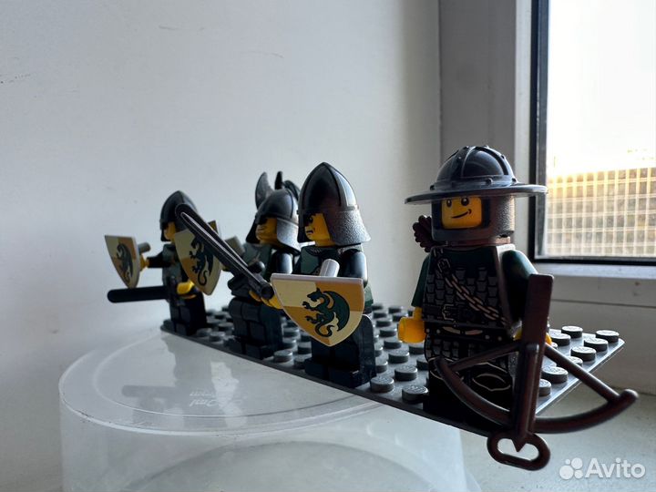 Lego kingdoms 2010 Минифигурки рыцарей