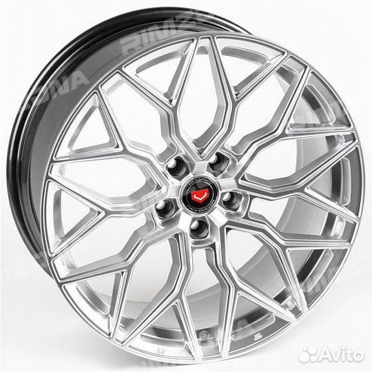 Литой диск в стиле vossen R19 5x114.3