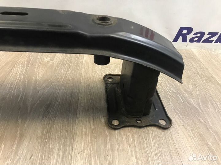 Усилитель бампера передний Hyundai Ix35 LM 2.0