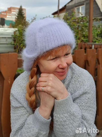 Вязаная шапка ушанка