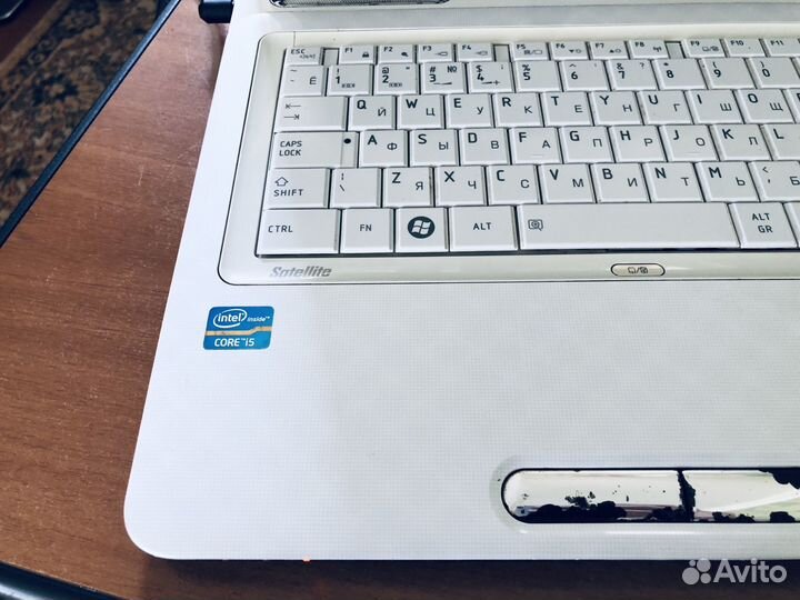 Toshiba L775 17,3 Geforce gt525M