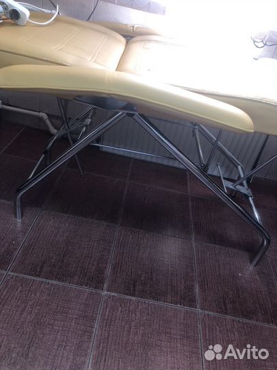 Кушетка массажная