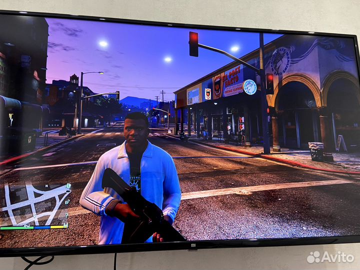 Xbox One S 1000 gb + 2 джойстика + 450 игр