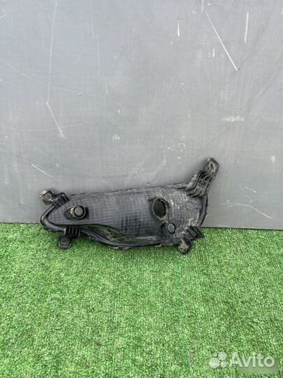 Фара противотуманная левая Hyundai Solaris HCR