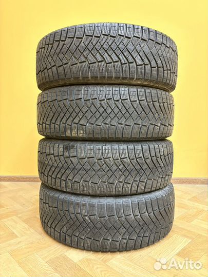Pirelli Formula Ice FR 225/60 R18 104