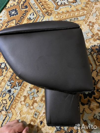 Подлокотник на hyundai solaris 1