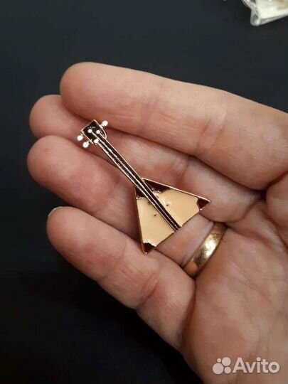 Брошки - балалайки, 4 и 5 см