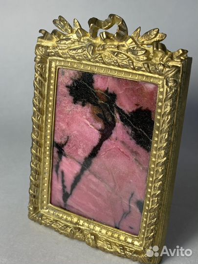 Картины из природного камня