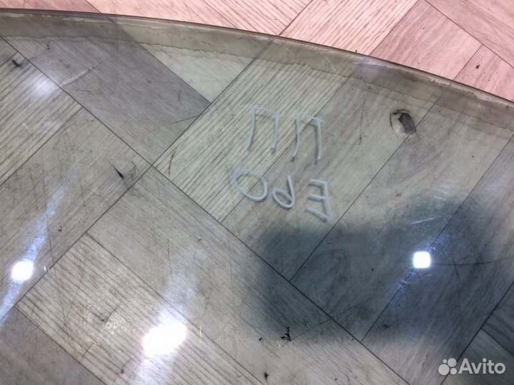 Стекло переднее правое Bmw 5 E60