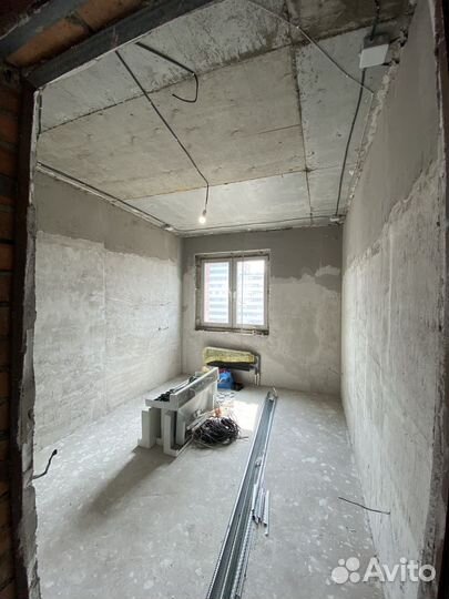 Бригада строителей